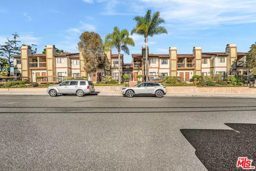 2333 241st ST #3, Lomita, CA 90717