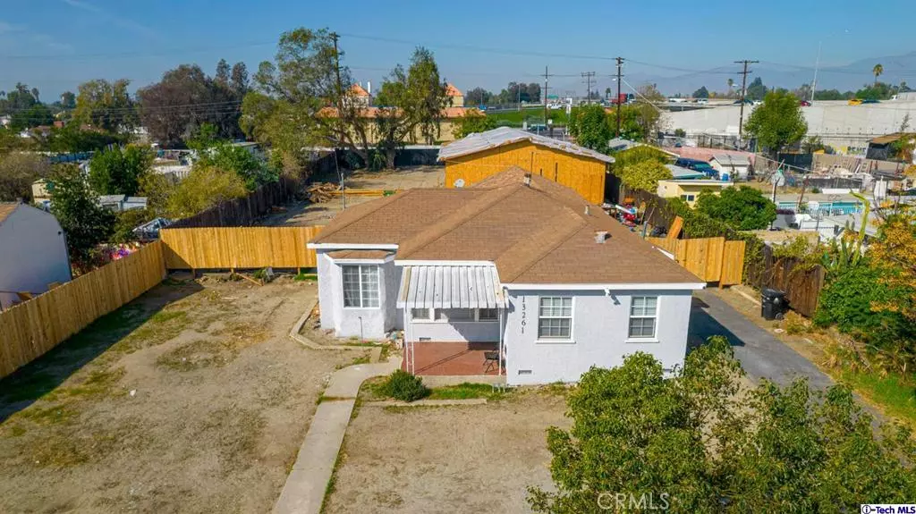 Arleta, CA 91331,13261 Wingo ST
