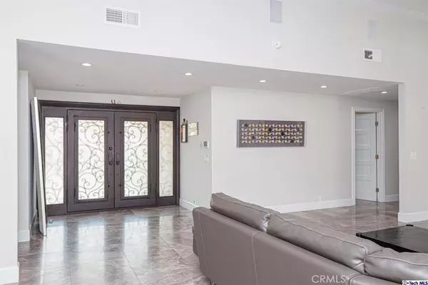 Granada Hills, CA 91344,12005 12007 Susan Drive