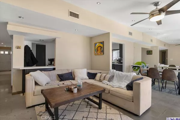 Granada Hills, CA 91344,17460 Tuscan DR