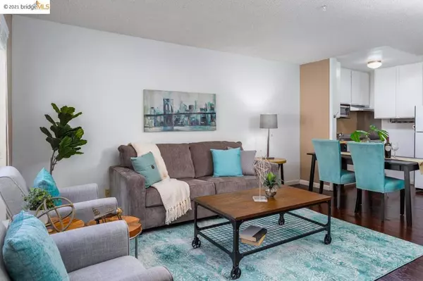 Emeryville, CA 94608,8 Captain Drive #E363
