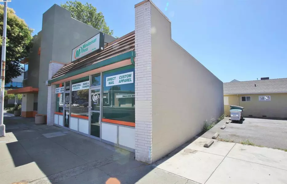 22521 2nd St, Hayward, CA 94541