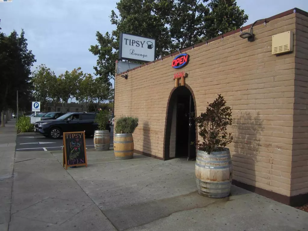 San Leandro, CA 94577,1680 Washington