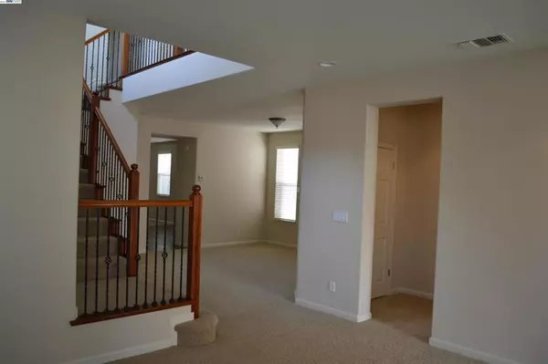 Discovery Bay, CA 94505,542 Livingston Ct