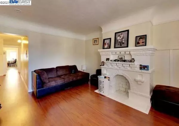 Richmond, CA 94801,412 Bissell Ave.