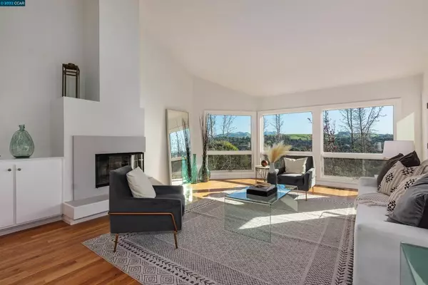 Lafayette, CA 94549,1 Mountain View Ln