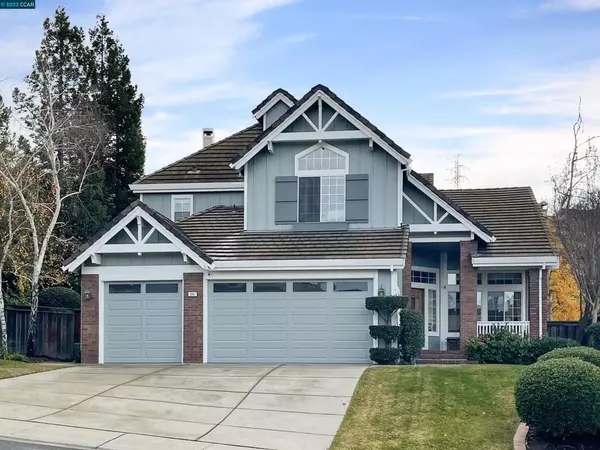 366 Blue Oak Ln, Clayton, CA 94517
