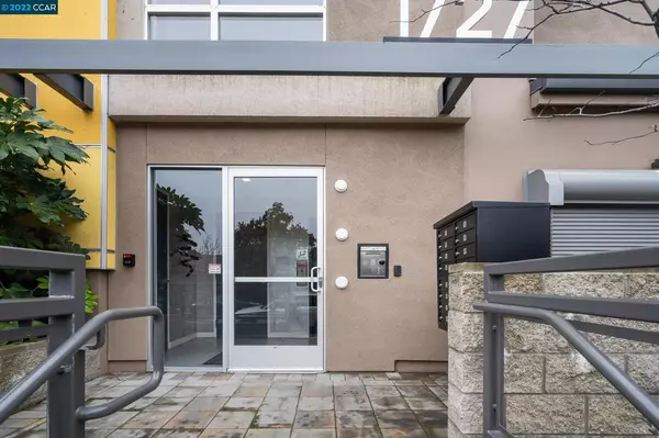 Walnut Creek, CA 94596,1727 Lacassie Ave #4B