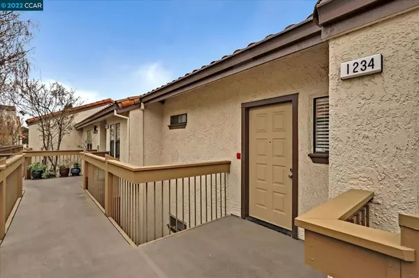 Walnut Creek, CA 94595,1234 S Villa Way