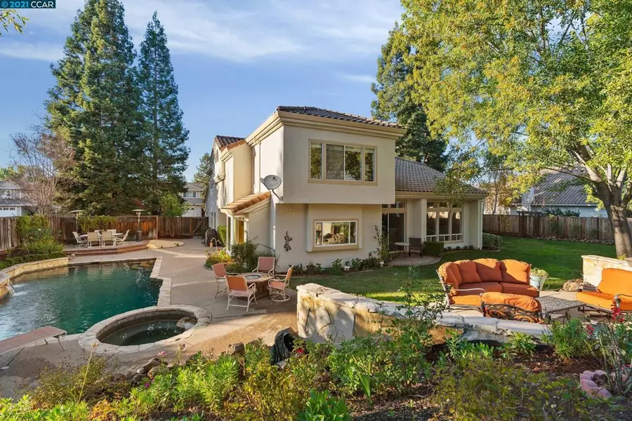 232 Viewpoint Dr, Danville, CA 94506