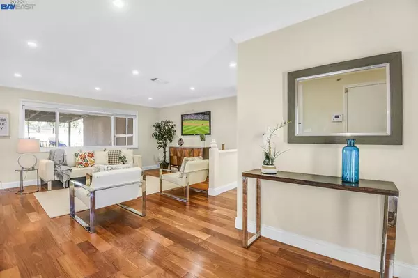 San Ramon, CA 94583,9122 Tangerine St