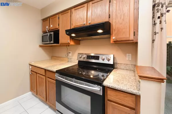 Fremont, CA 94536,38627 Cherry Ln #100