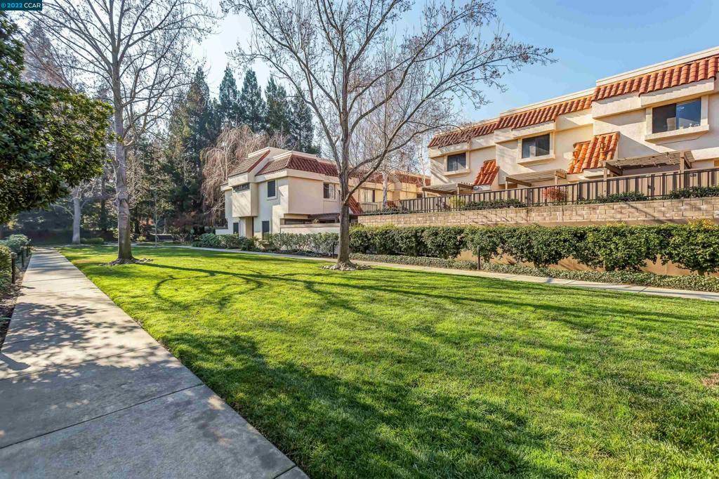 582 Pimlico Ct, Walnut Creek, CA 94597