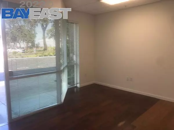 Hayward, CA 94545,3330 Arden Rd.