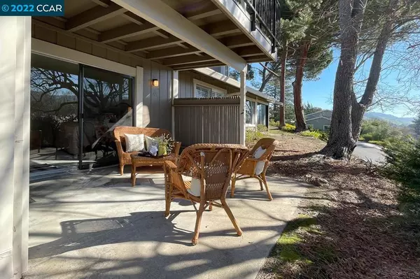 Walnut Creek, CA 94595,1935 Cactus Ct #2