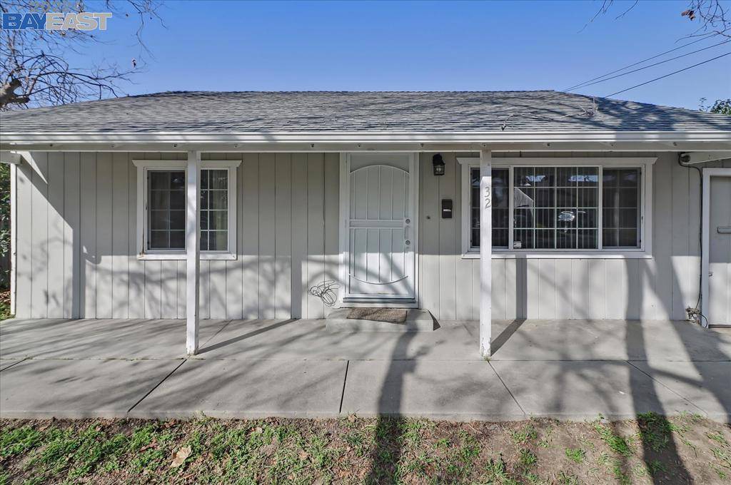 Hayward, CA 94541-1602,32 Hood Street