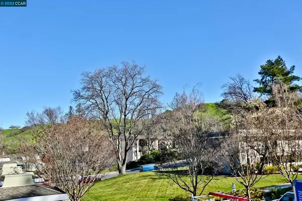 Walnut Creek, CA 94595,1349 Ptarmigan Dr #4