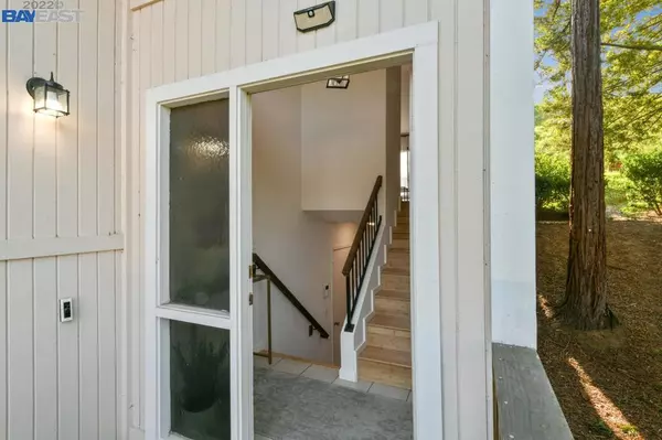 Pleasant Hill, CA 94523,487 Camelback Road