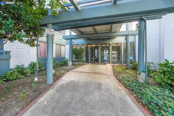 Fremont, CA 94538,40425 Chapel Way #308