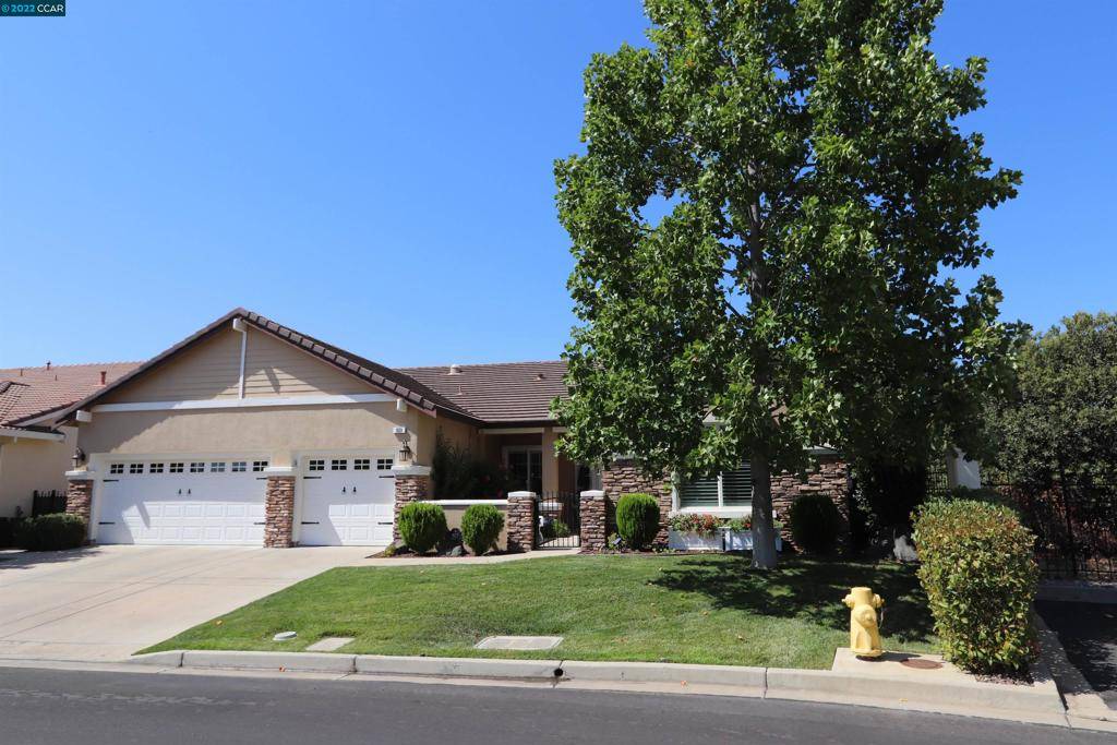 903 Suntan Ln, Brentwood, CA 94513