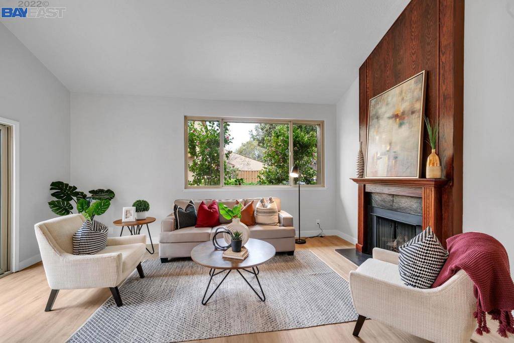 Sunnyvale, CA 94087,125 Connemara Way #55