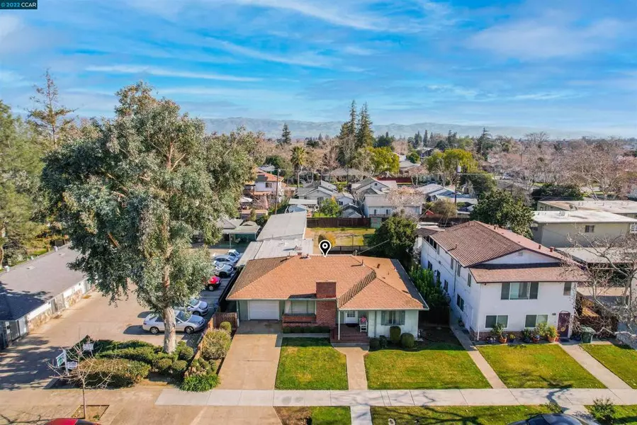 7830 Hanna St., Gilroy, CA 95020-5015