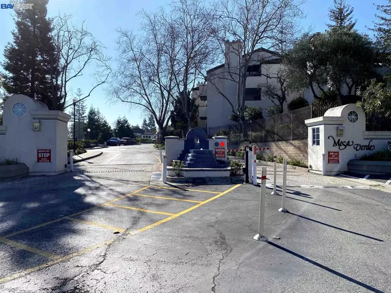 21239 Gary Dr #207A, Hayward, CA 94546