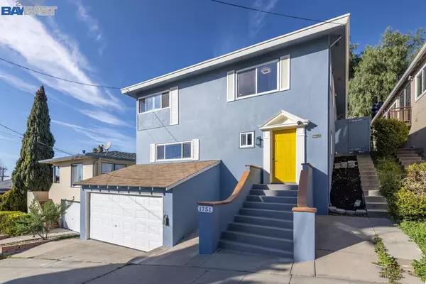 Hayward, CA 94541,1751 Santa Cruz Way