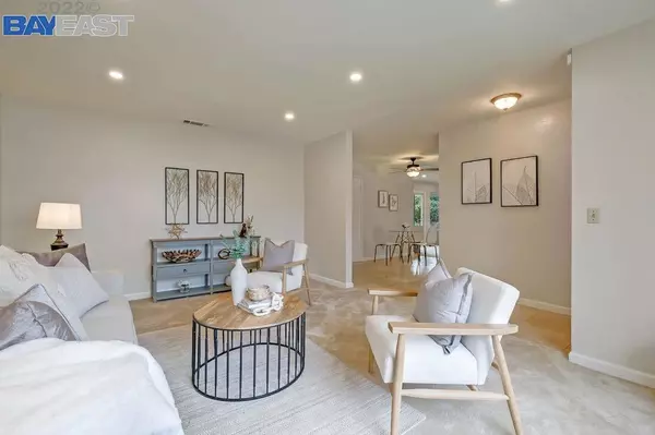 Union City, CA 94587,31359 Santa Fe Way