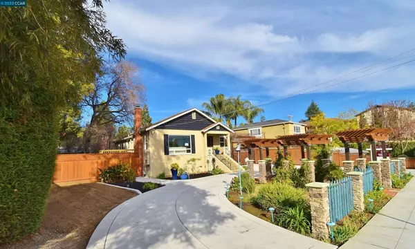 Castro Valley, CA 94546,4340 Seven Hills Rd