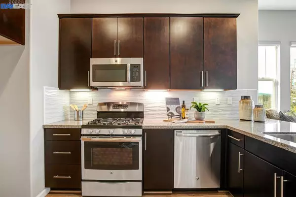 Walnut Creek, CA 94597,1601 3rd Ave #106