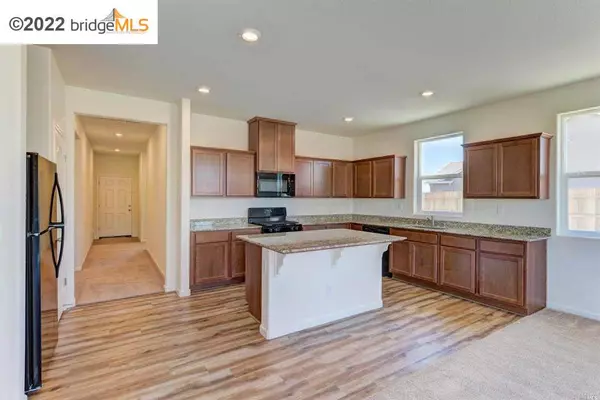 Rio Vista, CA 94571,1957 Pride Gln