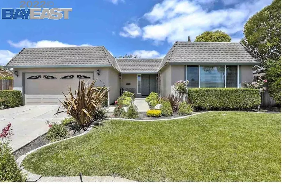 5578 Oakmont Cir, Livermore, CA 94551