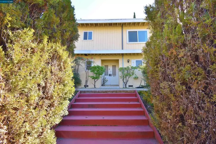 3577 Brook St., Lafayette, CA 94549-9999