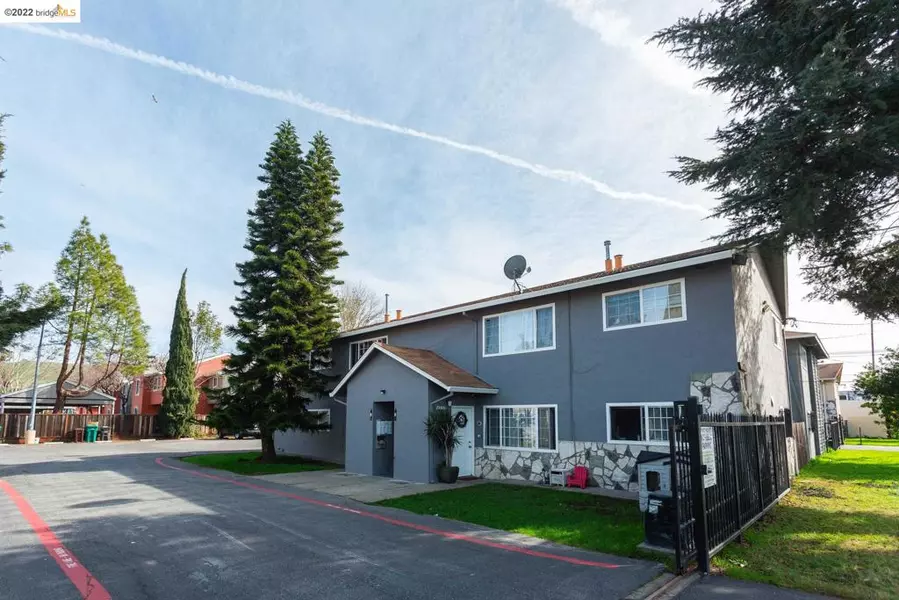 27942 Manon Avenue, Hayward, CA 94544-1111