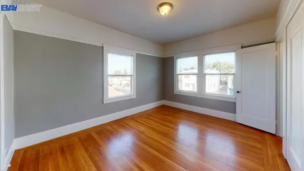 Oakland, CA 94601,5223 Bancroft Ave