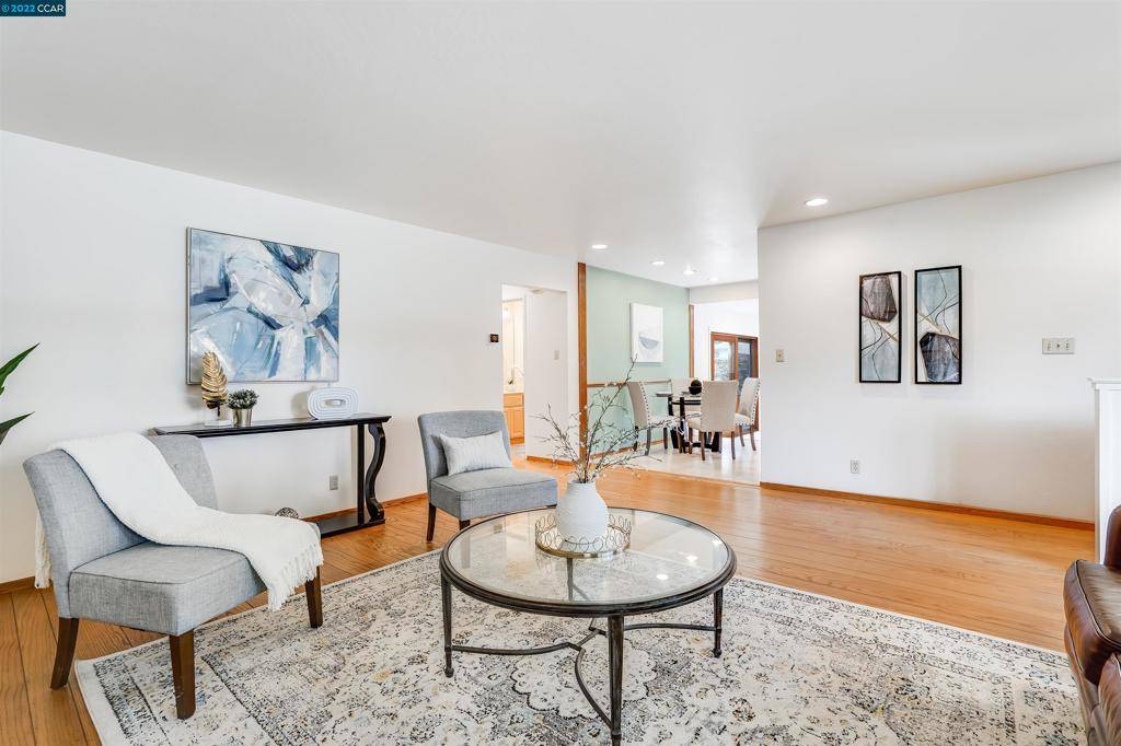Alamo, CA 94507,56 Sandra Court