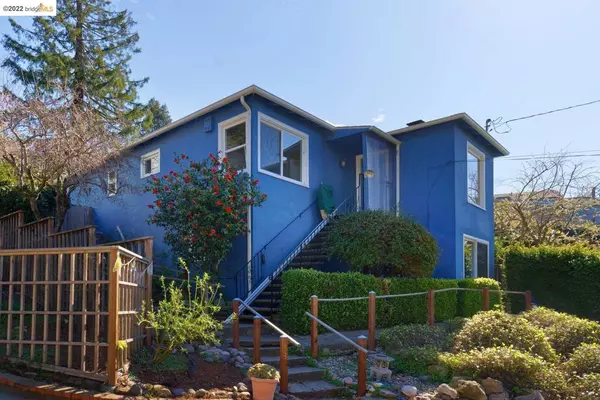 33 Avon Rd, CA 94707