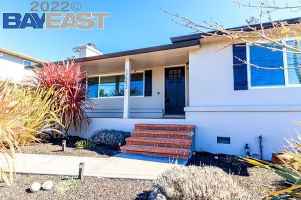 Castro Valley, CA 94546,17552 Walnut Rd