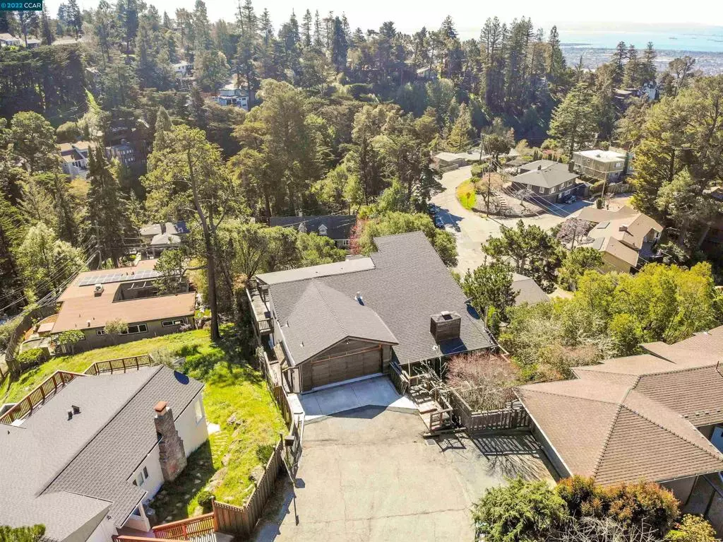 Oakland, CA 94611,38 Kimberley Ct