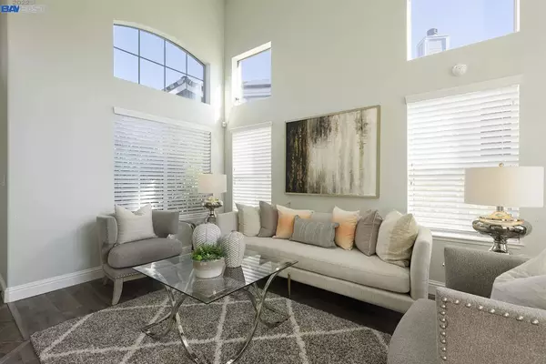 Fremont, CA 94555,34973 Silverlock Ct