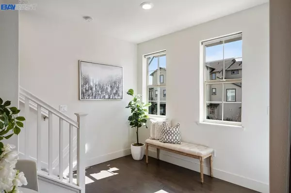Newark, CA 94560,8501 SEAWIND WAY