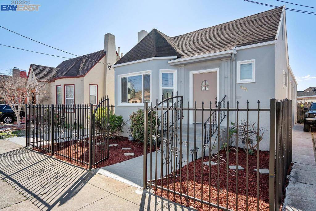 7415 Holly St, Oakland, CA 94621