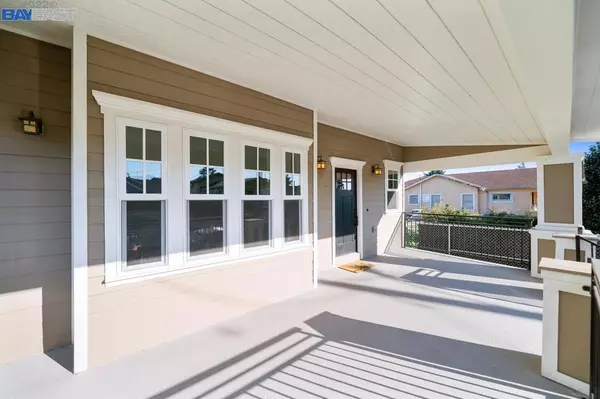 Oakland, CA 94603,1015 107th Ave