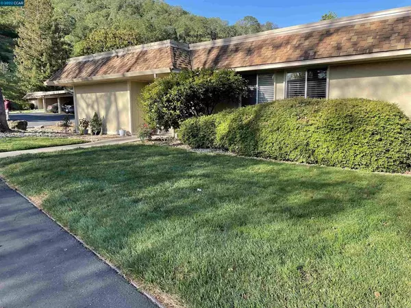 Walnut Creek, CA 94595,2137 Ptarmigan Drive #1