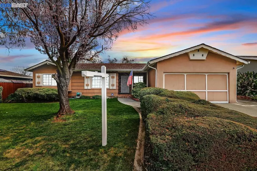 7680 Kilrush Ave, Dublin, CA 94568