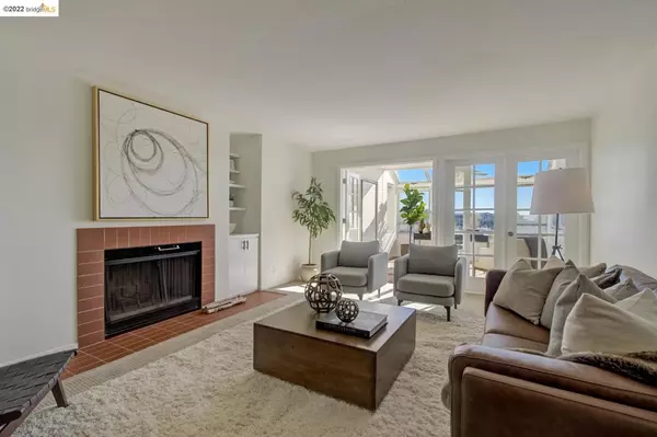 Richmond, CA 94801,1200 Brickyard Way #206