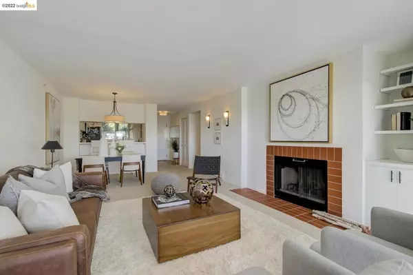 Richmond, CA 94801,1200 Brickyard Way #206
