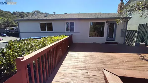 Richmond, CA 94803,4721 Upland Dr