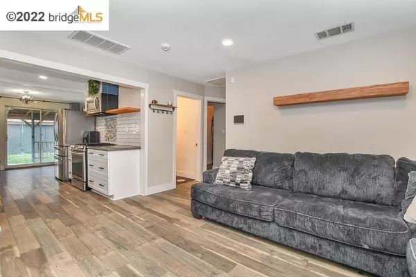 Oakley, CA 94561,134 W Bolton Rd